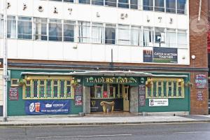 Picture of Traders Tavern