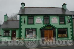 Picture of Causeway Tavern (McBrides Bar)