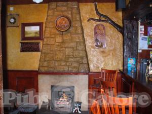Picture of Causeway Tavern (McBrides Bar)