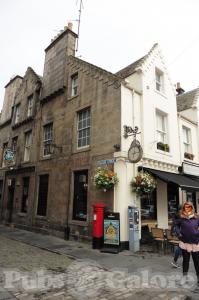 Picture of Central Bar