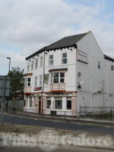 Picture of Cricketers Hotel
