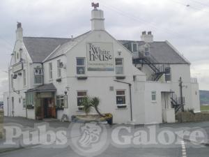 Picture of White House Hotel