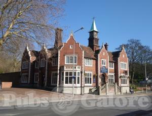 Picture of The Cricketers (JD Wetherspoon)