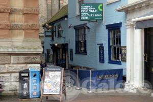 Picture of The Golden Lion (JD Wetherspoon)