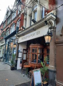 Picture of Hoxley & Porter