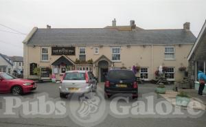 Picture of The Top House Inn