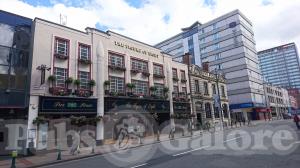 Picture of The Figure of Eight (JD Wetherspoon)