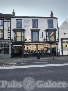 Picture of The Half Moon Inn