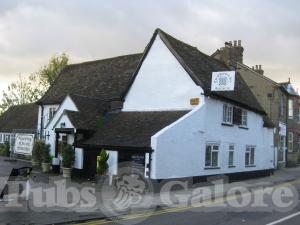Picture of The Chequers Inn