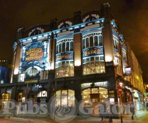 Picture of Crown Hotel