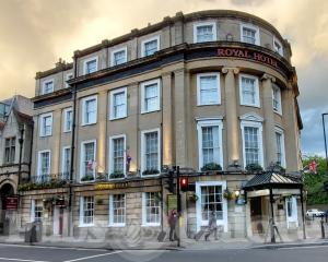 Picture of Royal Hotel