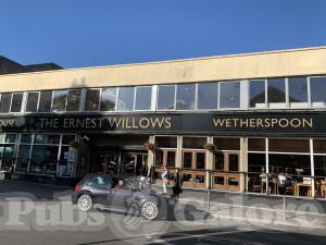 Picture of Ernest Willows (JD Wetherspoon)
