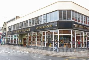 Picture of Ernest Willows (JD Wetherspoon)