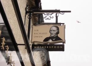 The Sir Richard Owen (JD Wetherspoon)