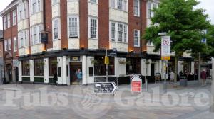 Picture of The High Cross (JD Wetherspoon)
