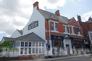 Picture of The Moon under Water (JD Wetherspoon)