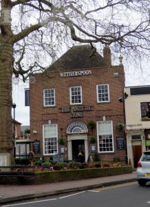 Picture of The Poste of Stone (JD Wetherspoon)