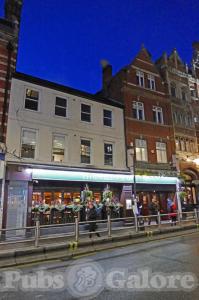 Picture of The William Morris (Lloyds No 1)