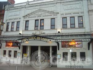Picture of The York Palace (JD Wetherspoon)
