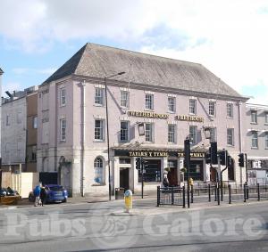Picture of The Tumble Inn / Tafarn y Tymbl (Lloyds No1)