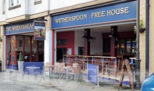 Picture of The Wheatsheaf Inn (Lloyds No 1 Bar)