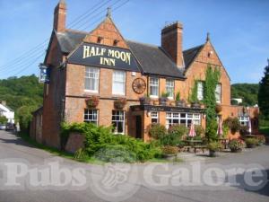 Picture of Half Moon Inn