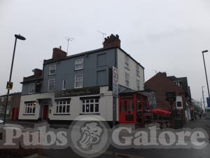 Picture of New Carrington Inn
