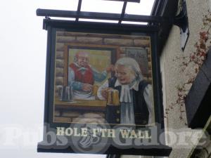 Picture of The Hole I'Th Wall