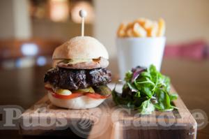 Picture of The Hoddington Arms