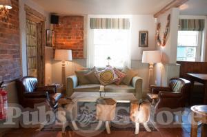 Picture of The Hoddington Arms