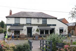 Picture of The Four Horseshoes