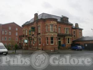 Picture of The Lloyds