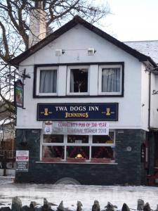 Picture of Twa Dogs Inn