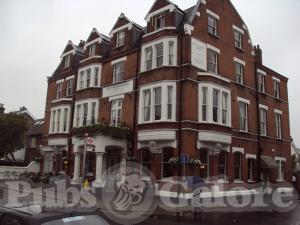 Picture of The Kew Gardens Hotel