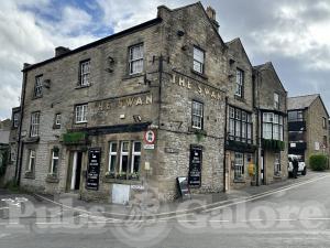 Picture of The Swan