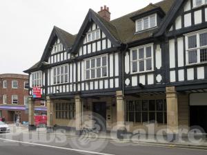 Picture of The Queens Head Hotel