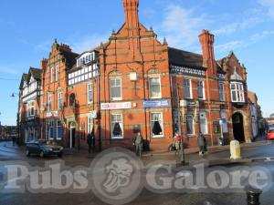 Picture of The Swan and Chequers