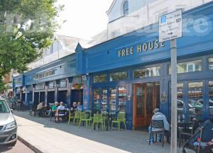 Picture of The Talk of the Town (JD Wetherspoon)
