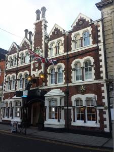 Picture of The Kings Arms Hotel