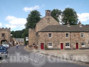 Picture of Lord Crewe Arms