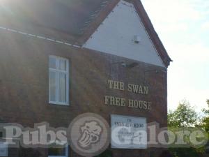 Picture of The Swan at Forton