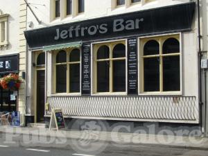 Picture of Jeffro's Bar