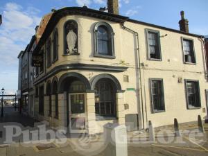 Picture of Gabby Bar