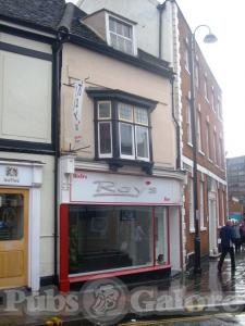 Picture of Ray's