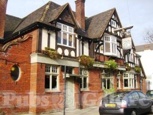 Picture of The Hole in the Wall