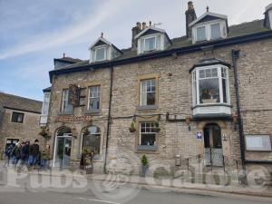 Picture of Ye Olde Nags Head Hotel