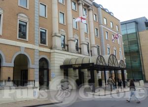 Picture of Bloomsbury Bar (Crowne Plaza Hotel)