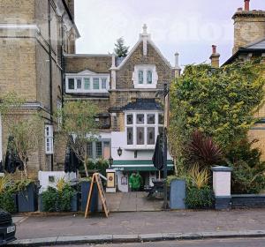 Picture of Hove Place