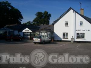 Picture of Betty Cottles Inn
