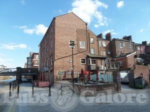 Picture of Canalside Inn